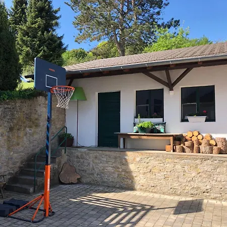 Сasa de vacaciones Exklusives In Lage Mit Pool, Sauna, Terrasse - Der Johannishof Wurzburgo