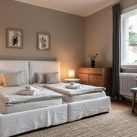 Exklusives In Lage Mit Pool, Sauna, Terrasse - Der Johannishof Wurzburgo